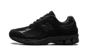 2002r "triple Black Suede" - 1