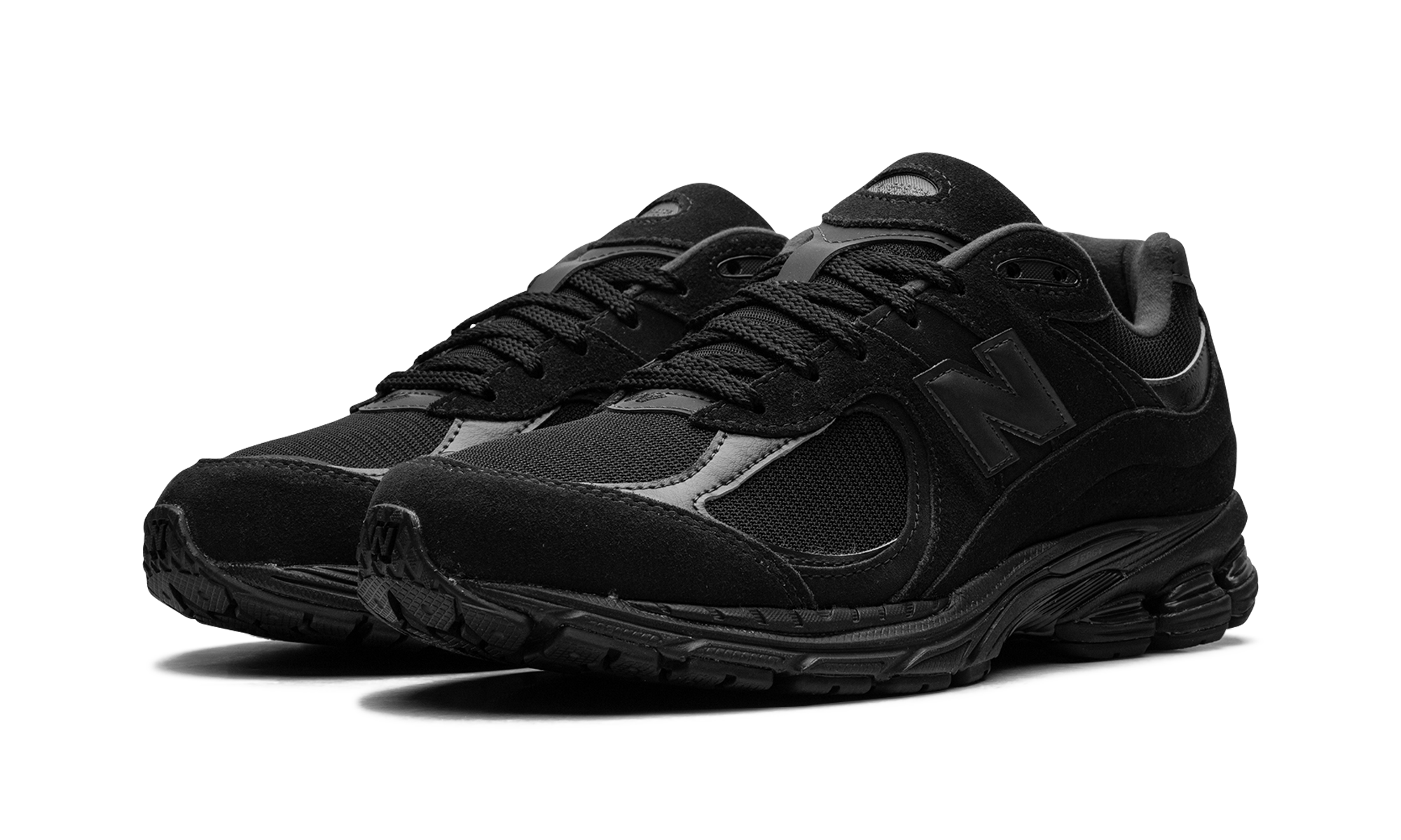 2002r "triple Black Suede" - 2