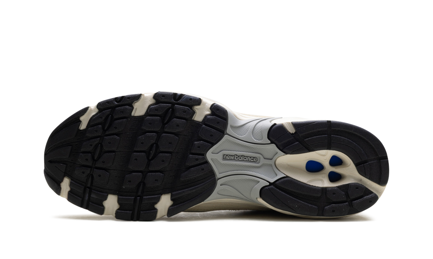 530 "Beige Sand" MR530CP