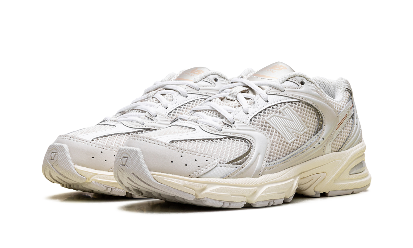 530 "Grey Beige" Mr530fta