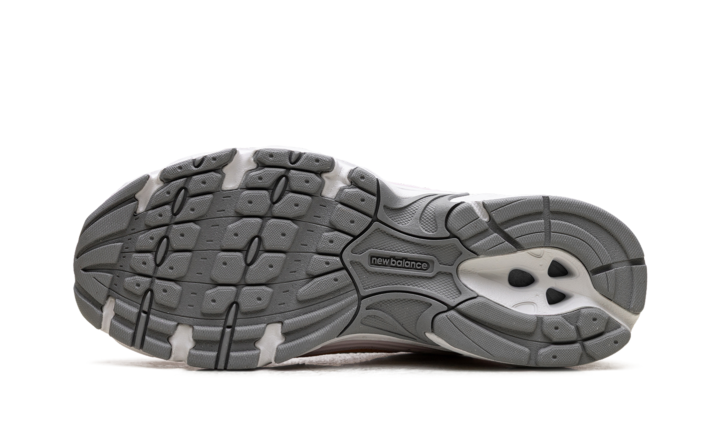 530 "Orange/Pink" U530NPB