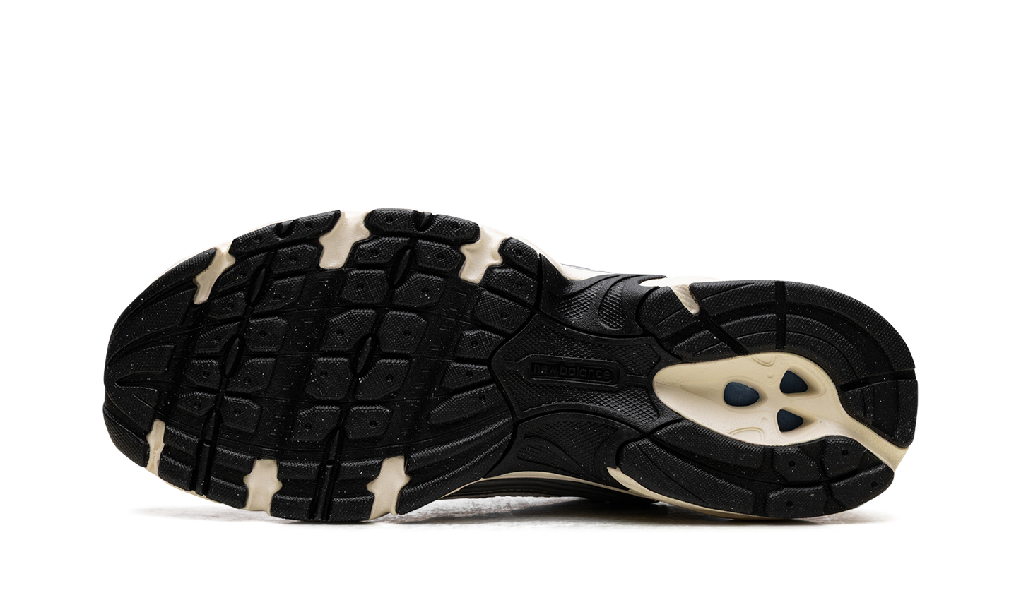 530 "Silver Metallic" U530ESA