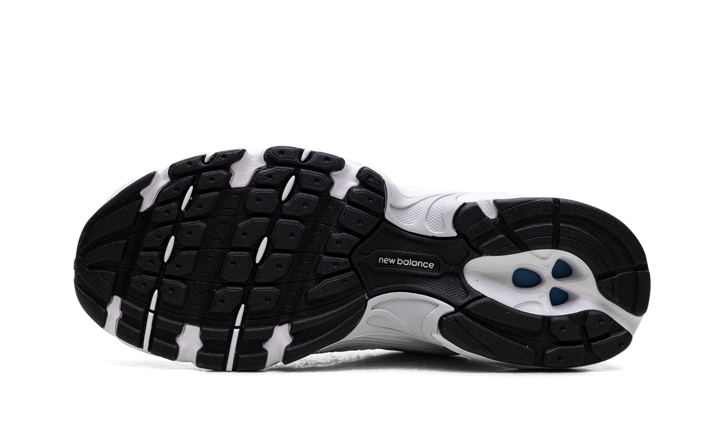 530 "White Pearl Grey" U530CSE