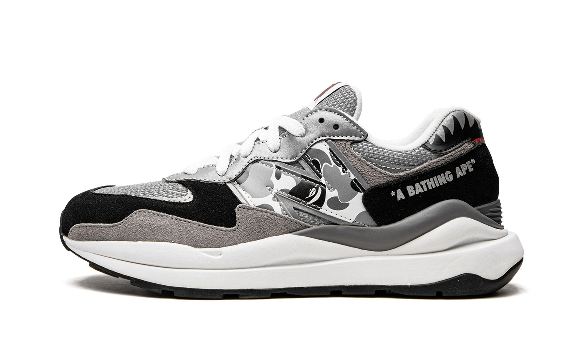 57/40 "bape X New Balance" - 1