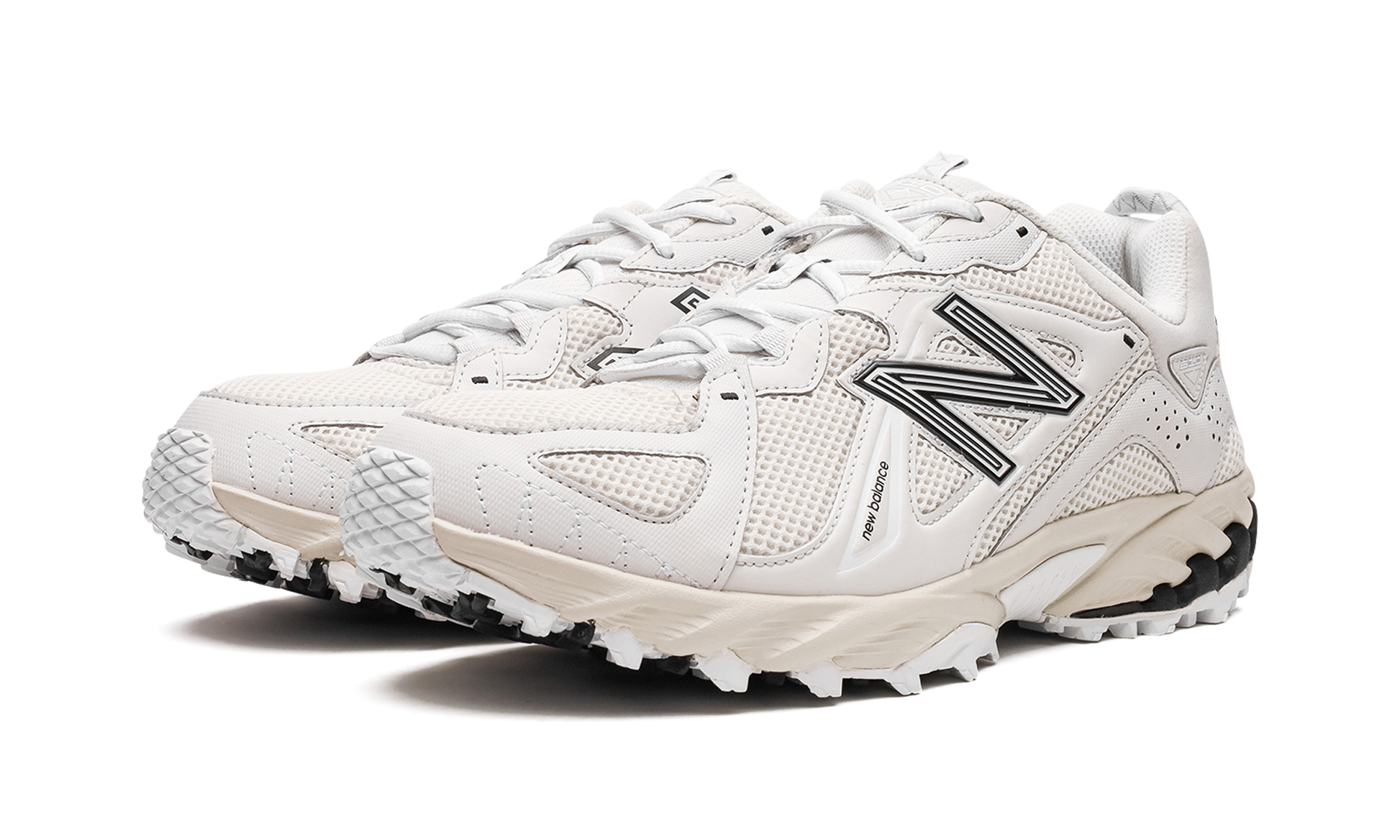 610 "nimbus Cloud White" - 2