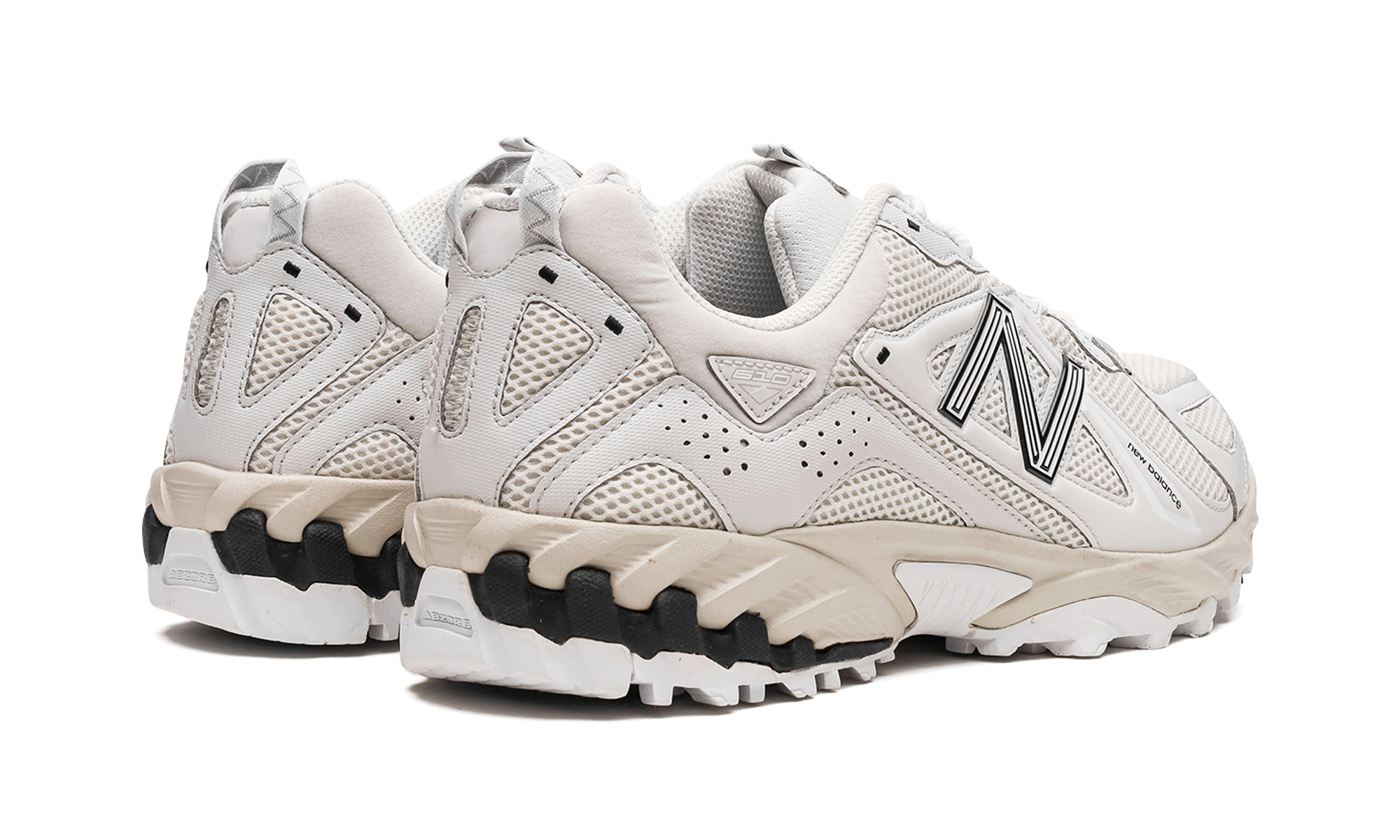 610 "nimbus Cloud White" - 3