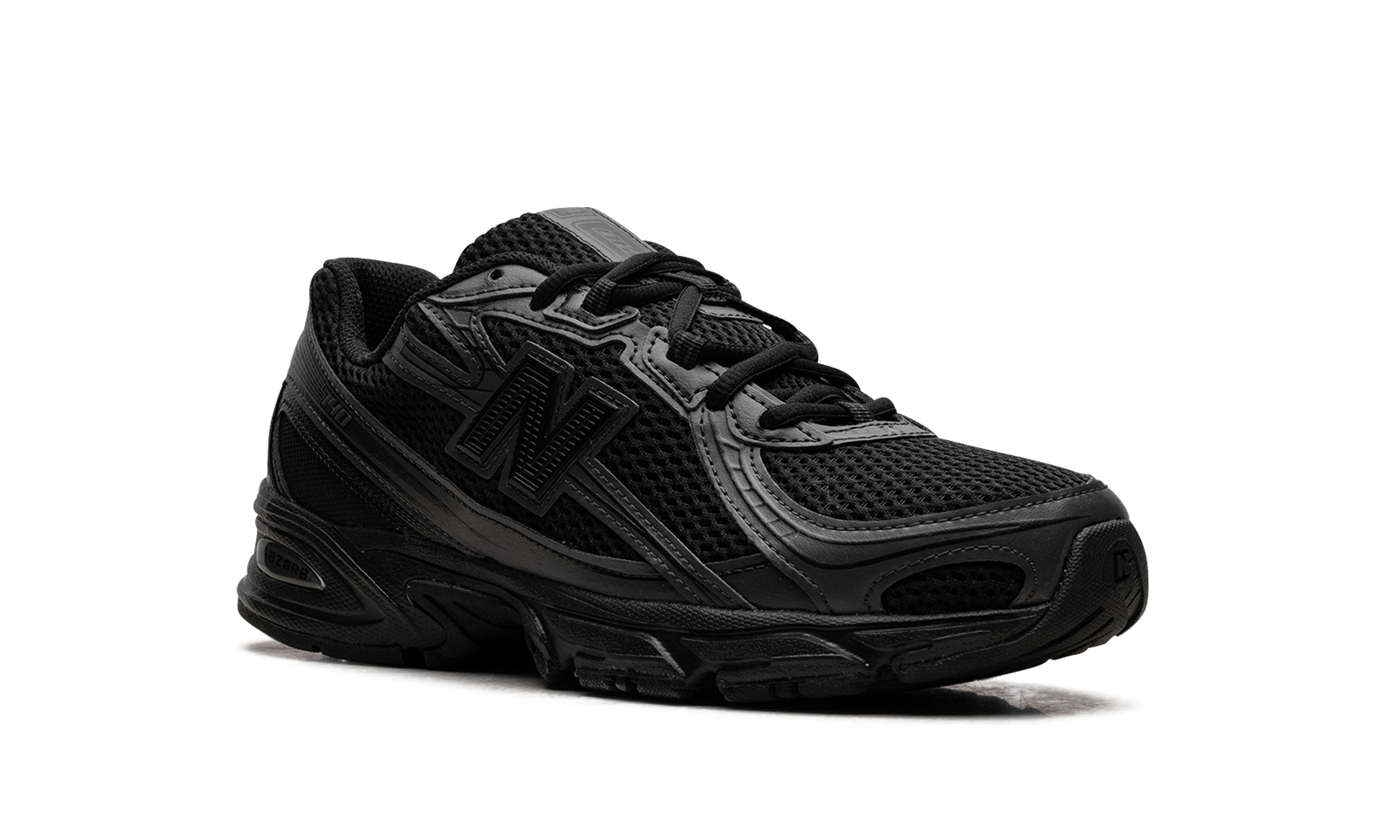 740 "triple Black" - 7