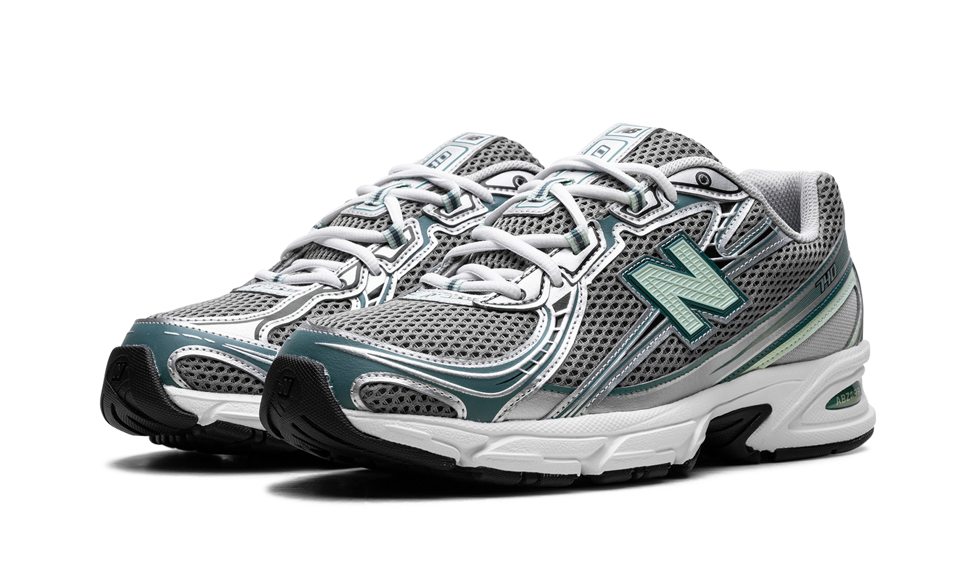 740v2 "silver Metallic New Spruce" - 2