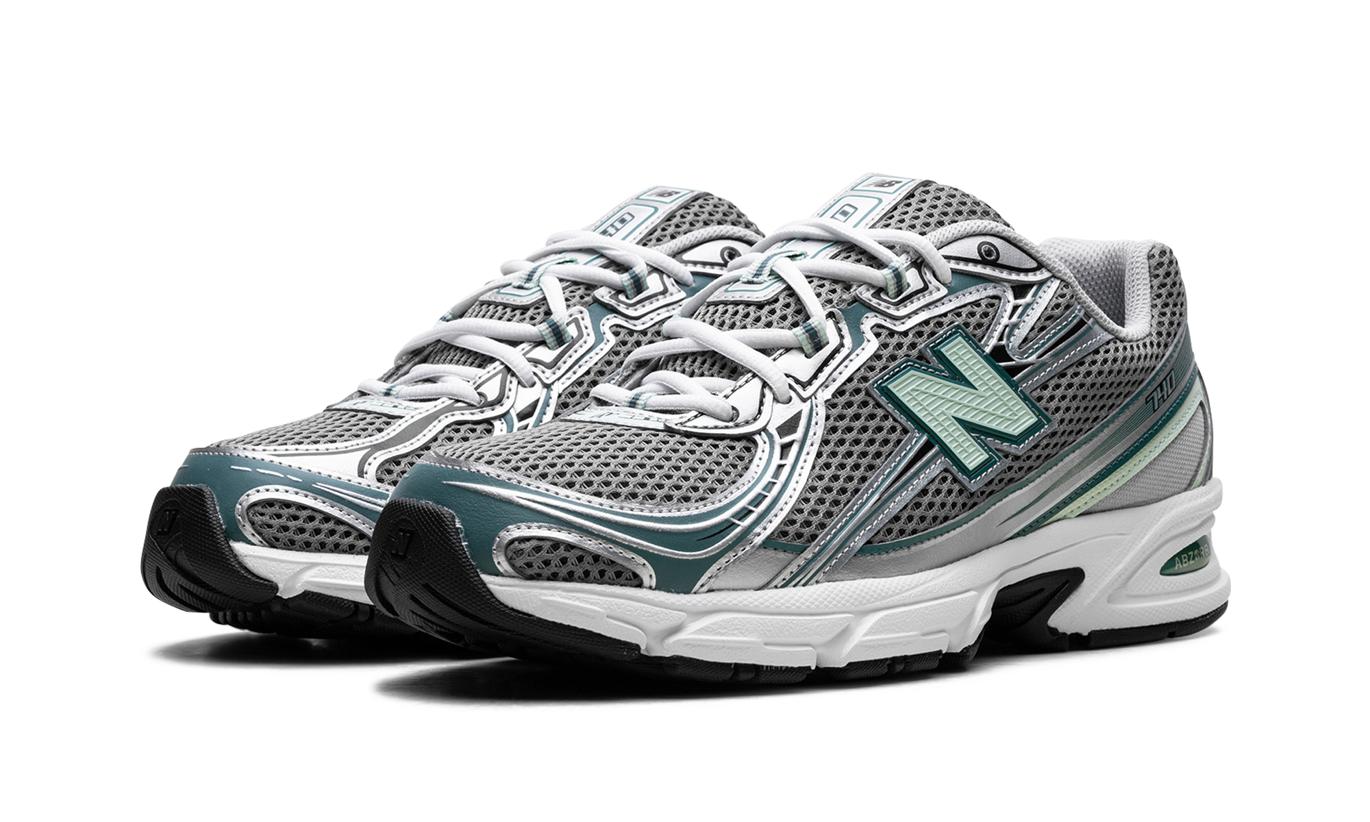 740v2 "silver Metallic New Spruce" - 2