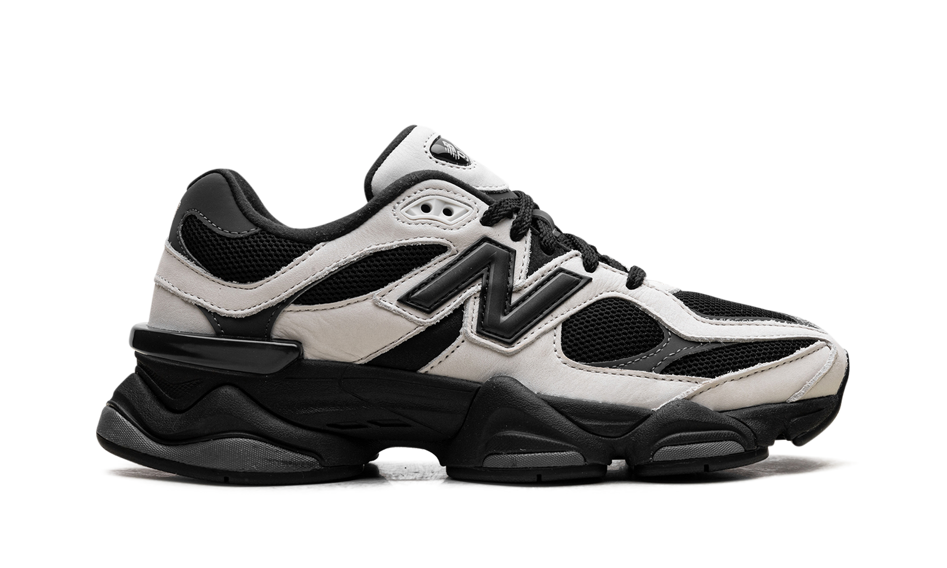9060 "off White Black" - 6