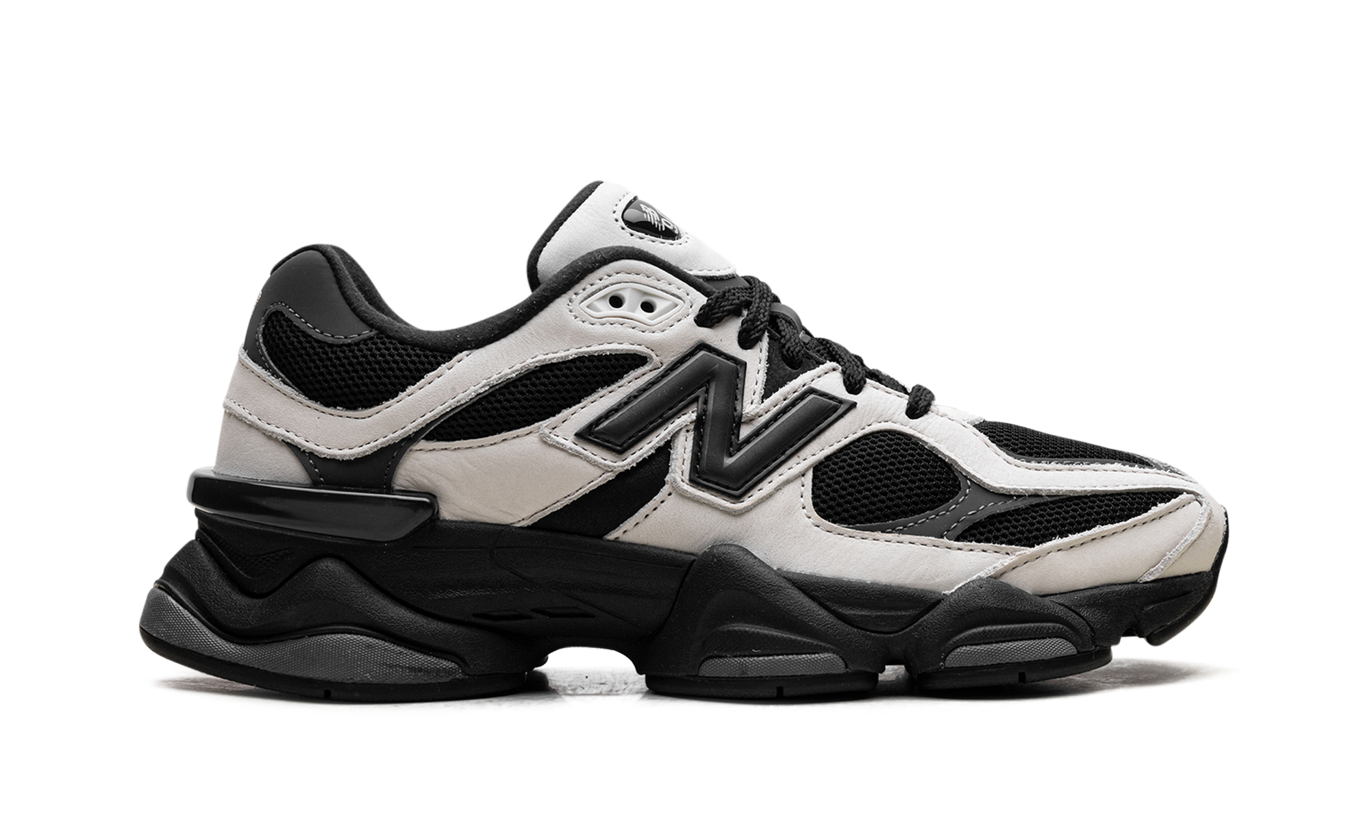 9060 "off White Black" - 6