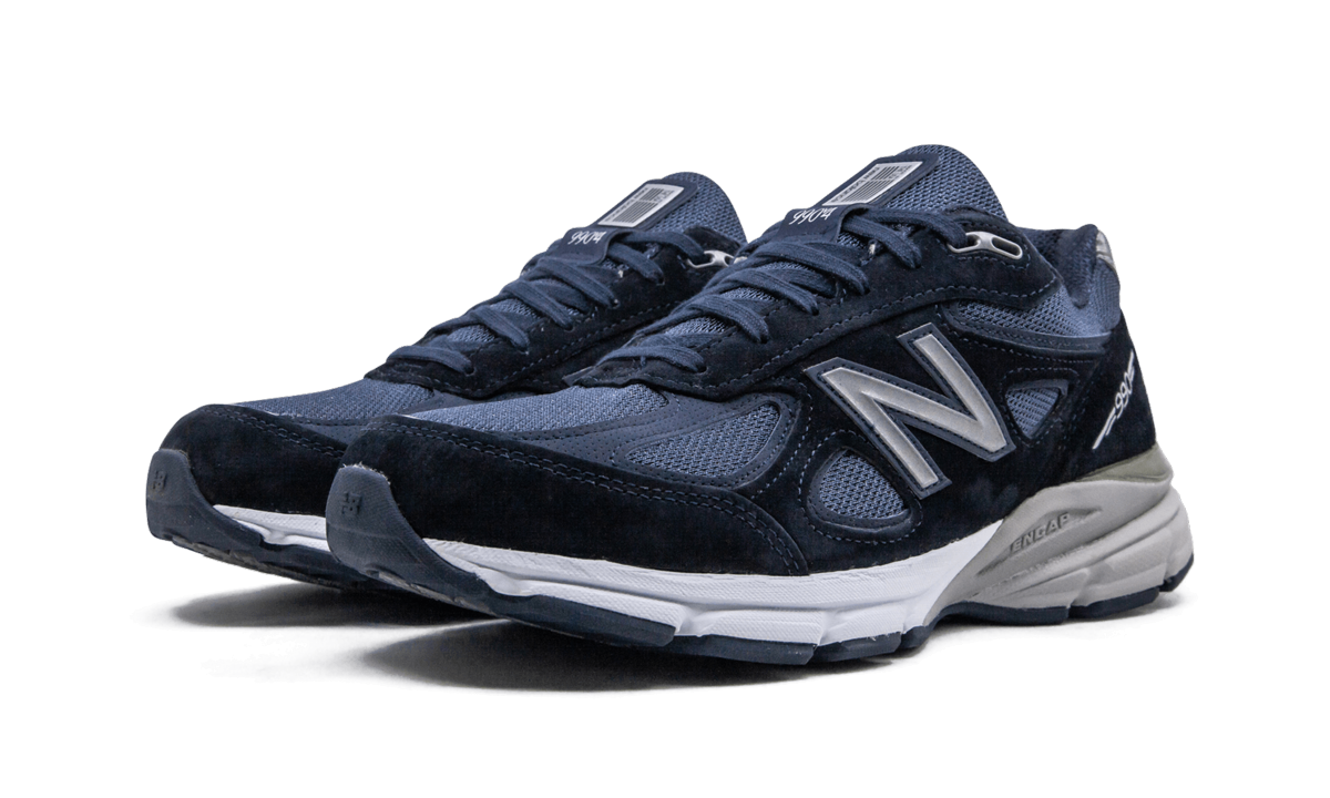 990 - 2