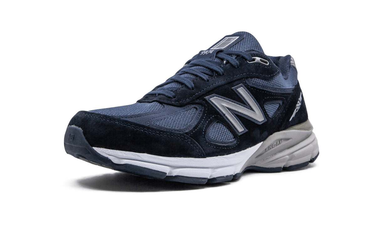 990 - 4