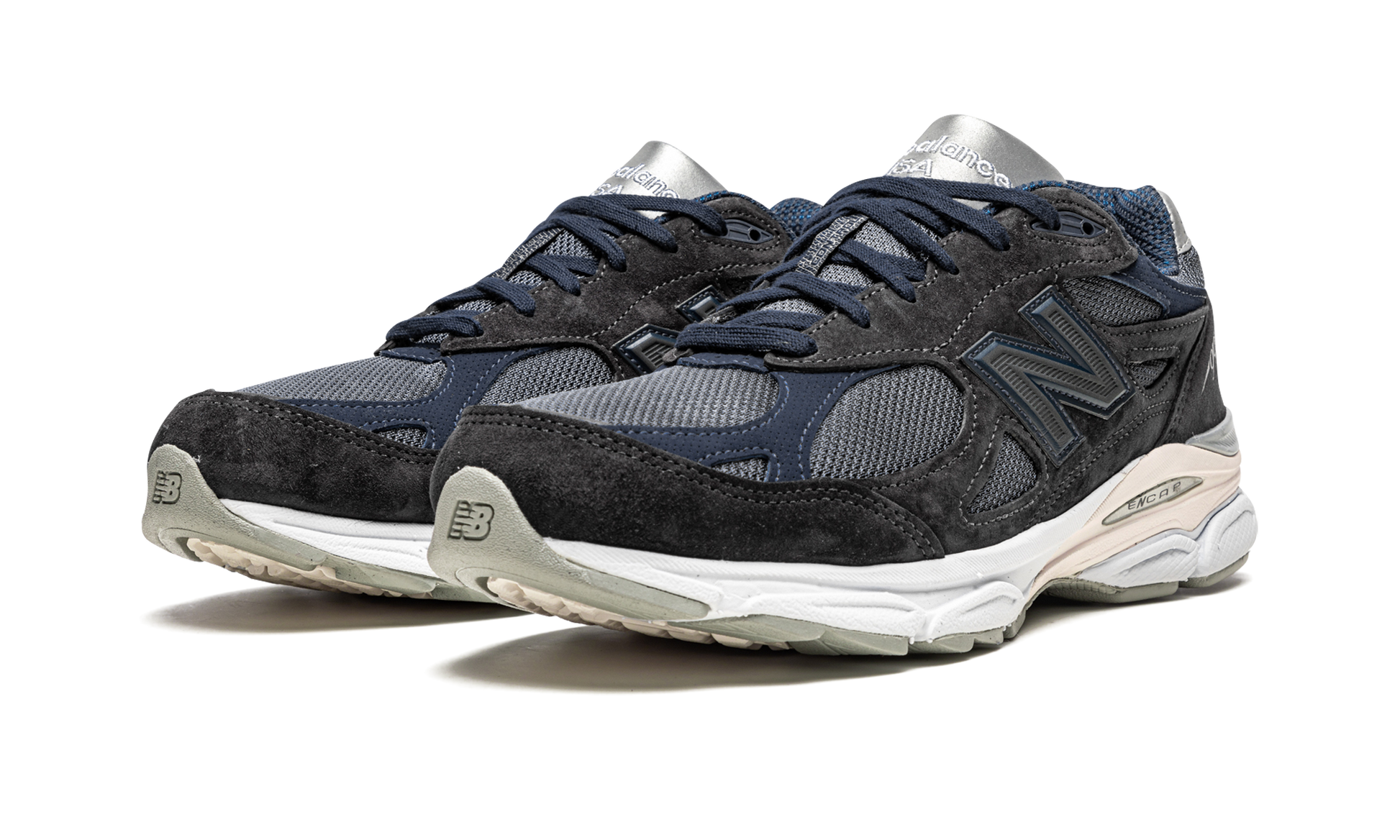 990 V3 "kith - Genesis" - 2