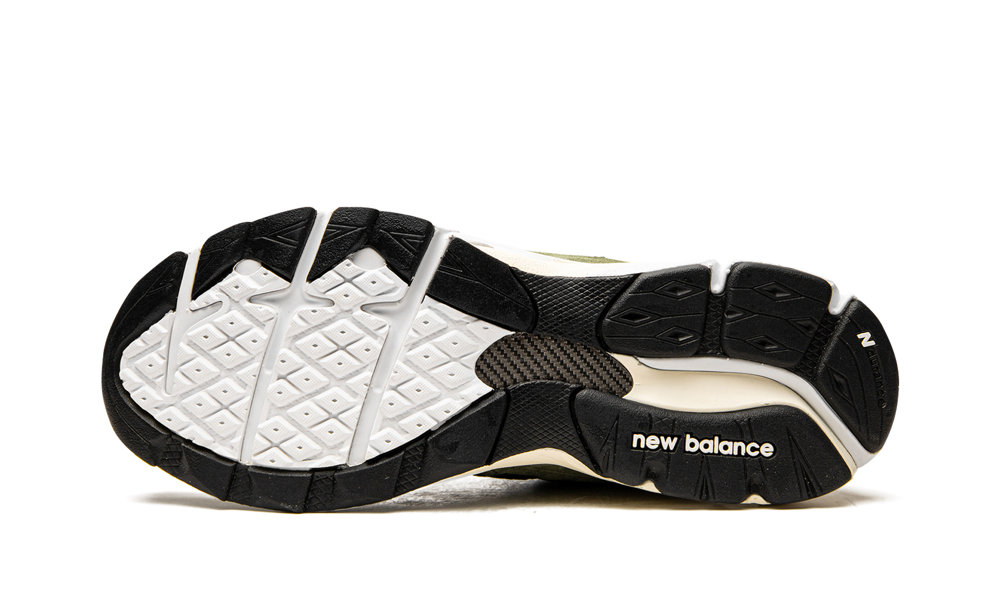 990v3 "jjjjound - Olive" - 5