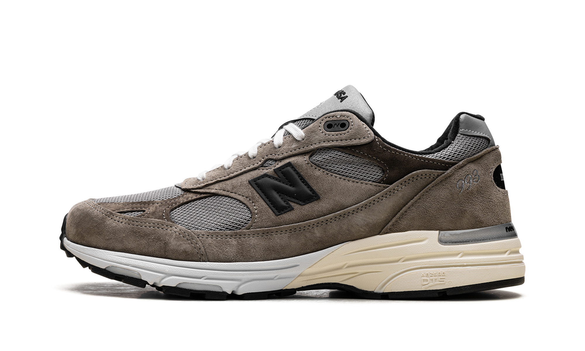 993 "jjjjound - Brown" - 1