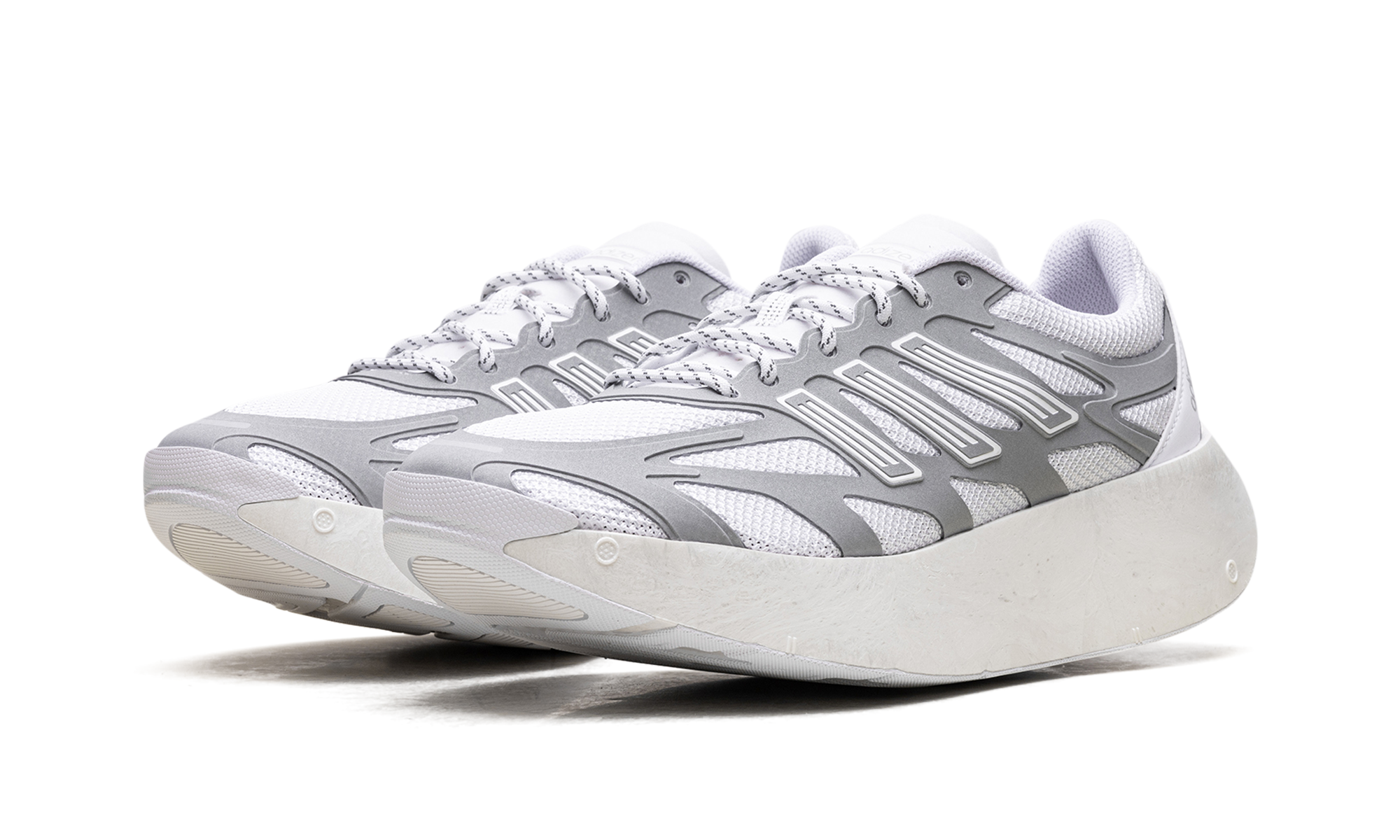 Adizero Aruku "white Silver Metallic" - 2