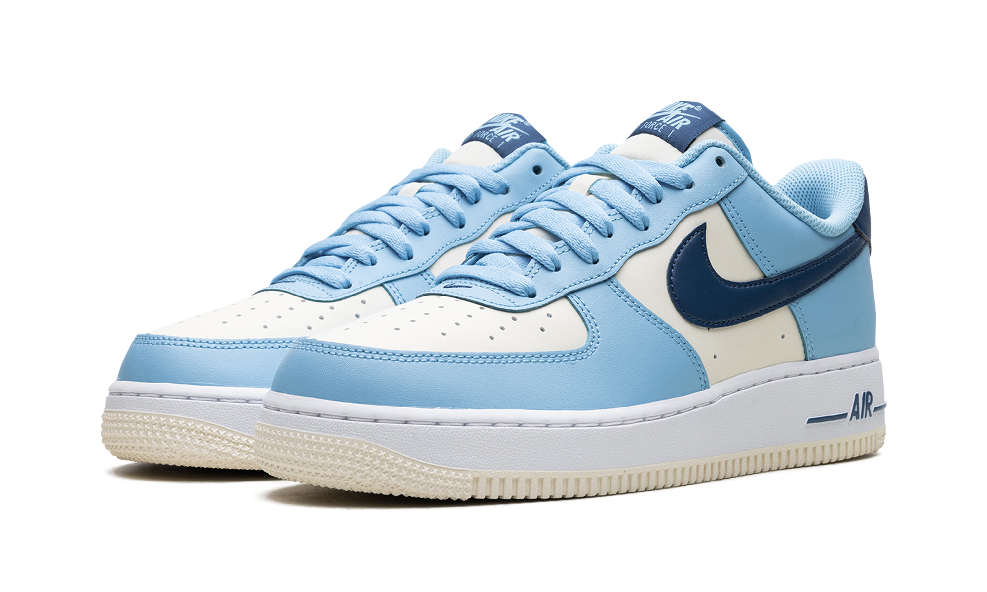 Air Force 1 Low "aquarius Blue Coconut Milk" - 2