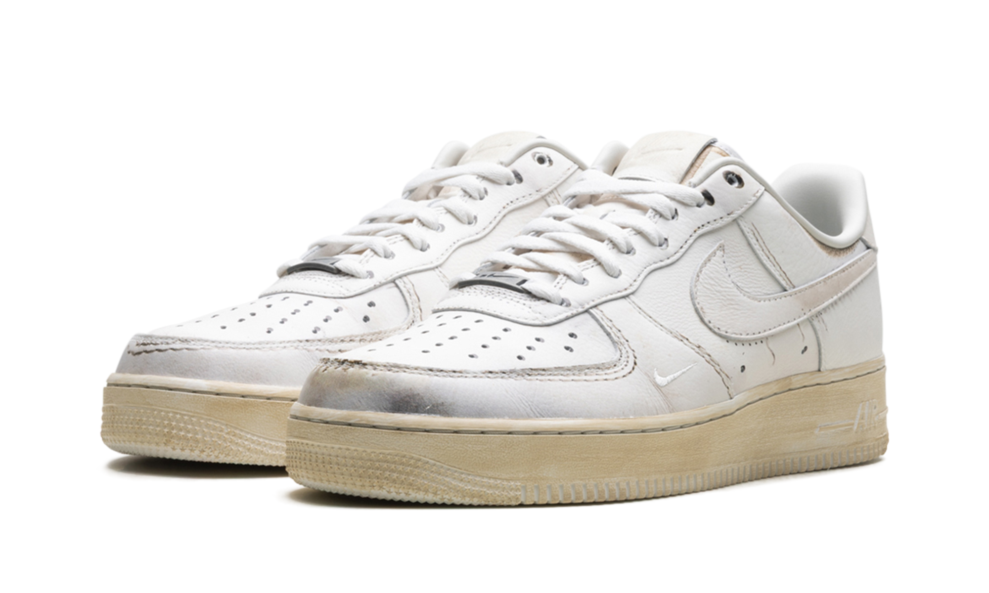 Air Force 1 Low ".swoosh - Dirty Triple White" - 2