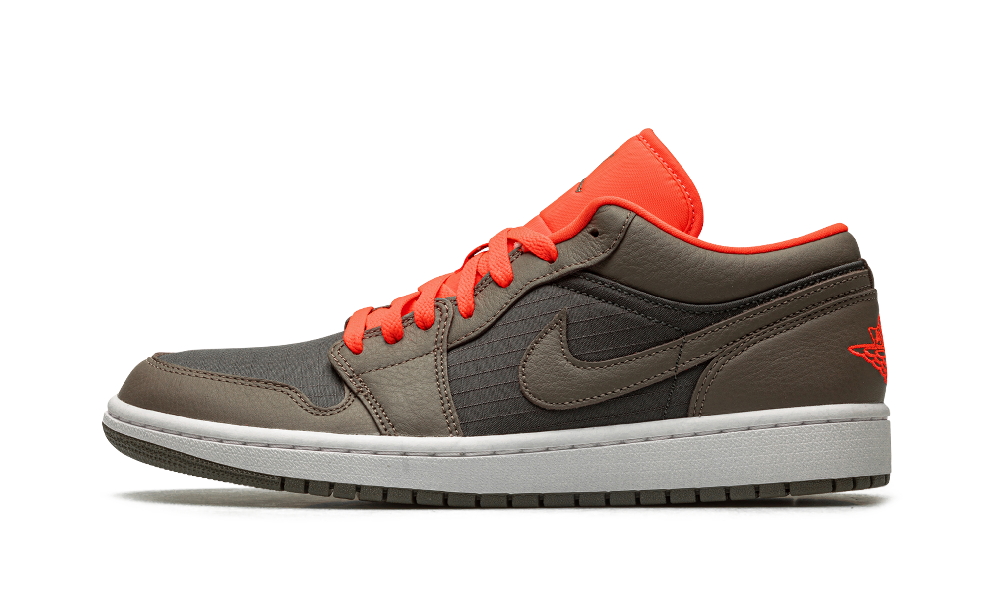 Air Jordan 1 Lo Se Wmns "black / Olive/ Bright Crimson" - 1