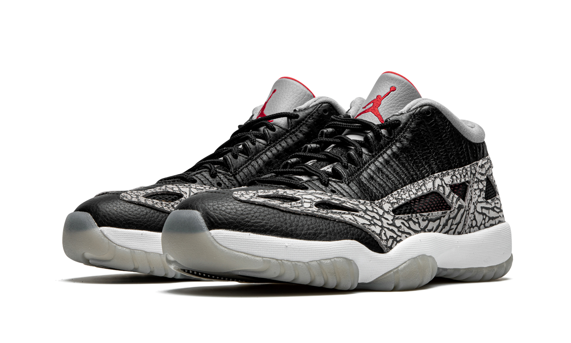 Air Jordan 11 Low Ie "black Cement" - 2