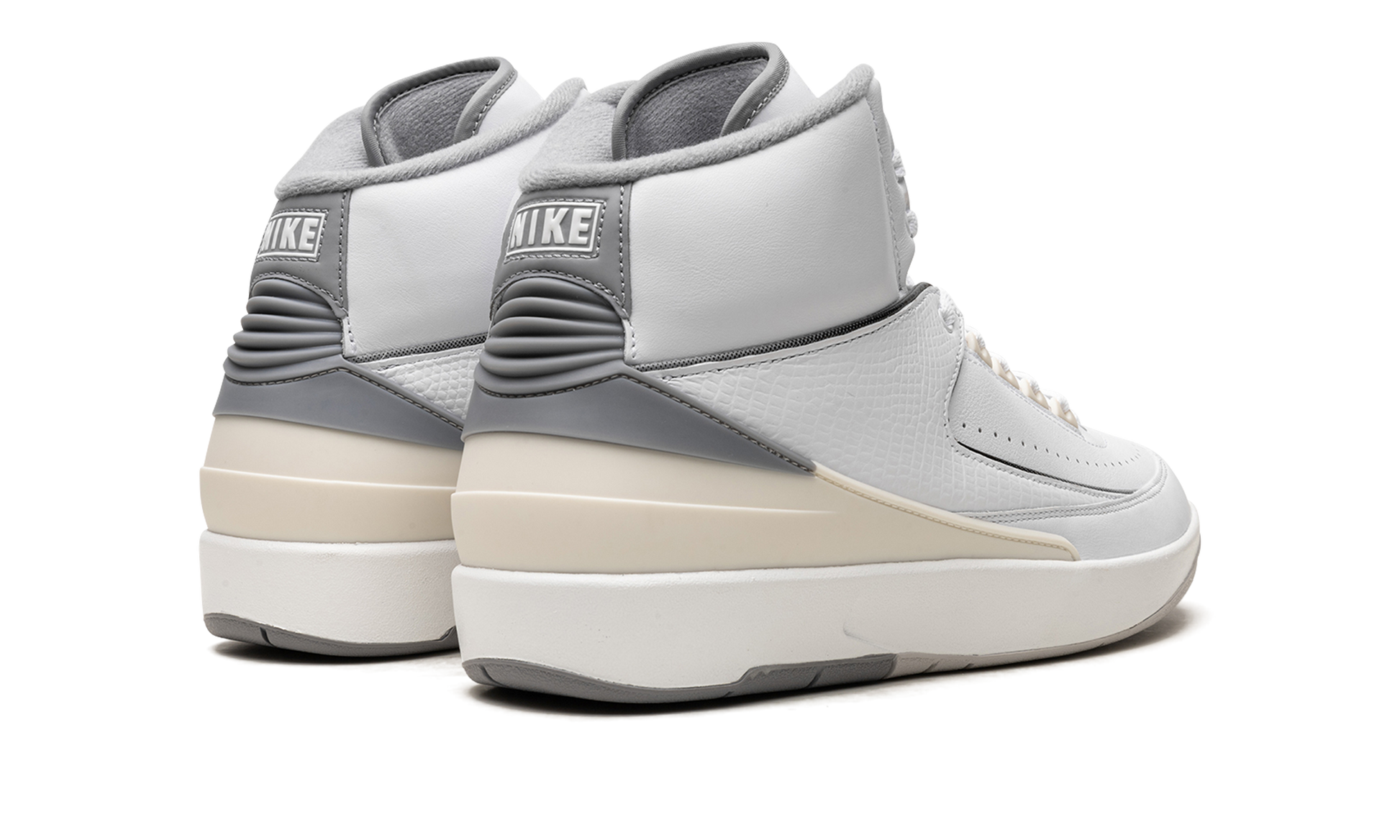 Air Jordan 2 "cement Grey" - 3