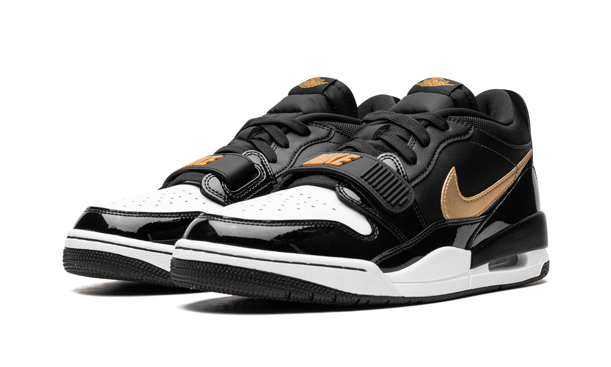 Air Jordan Legacy 312 Low "black Metallic Gold" - 2