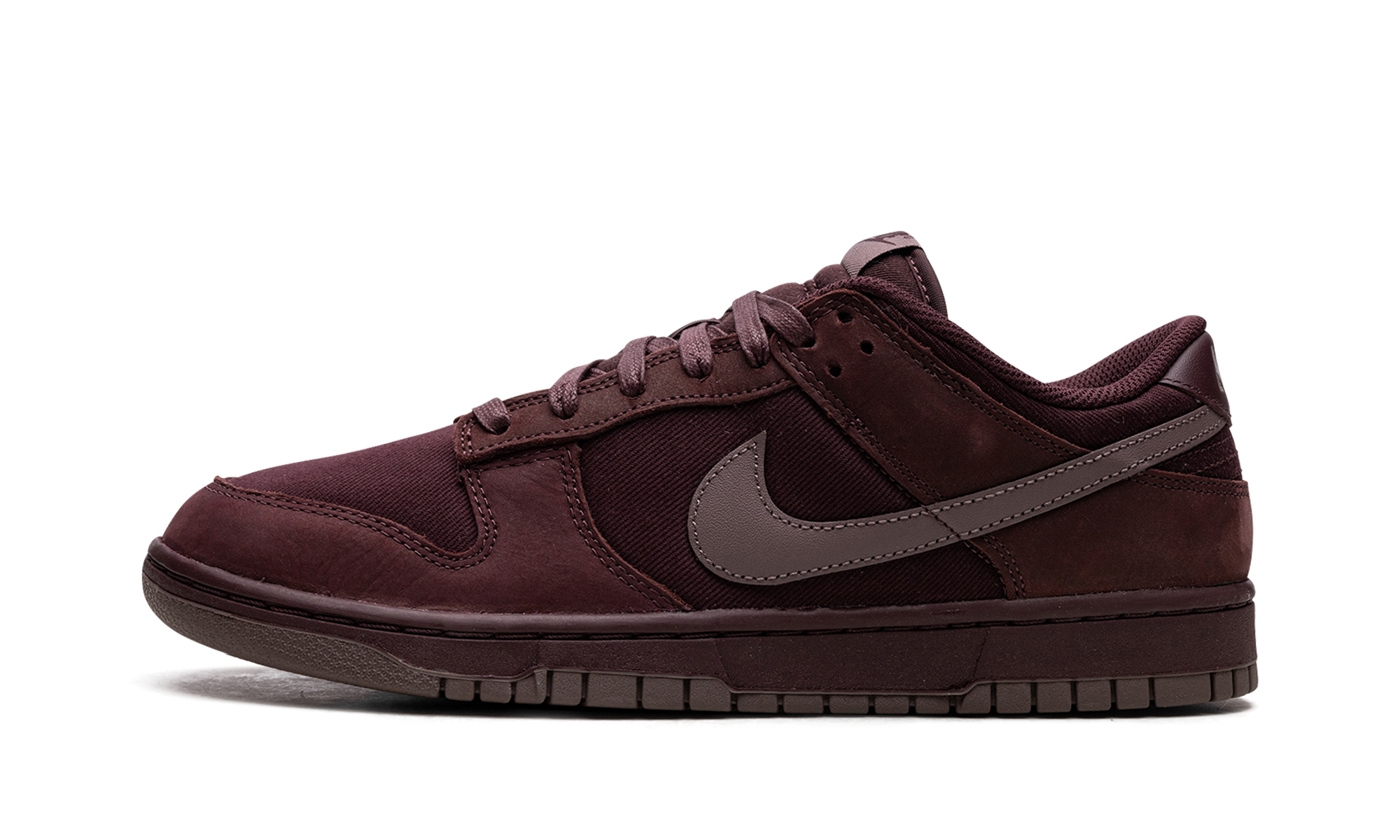 Dunk Low "burgundy Crush" - 1