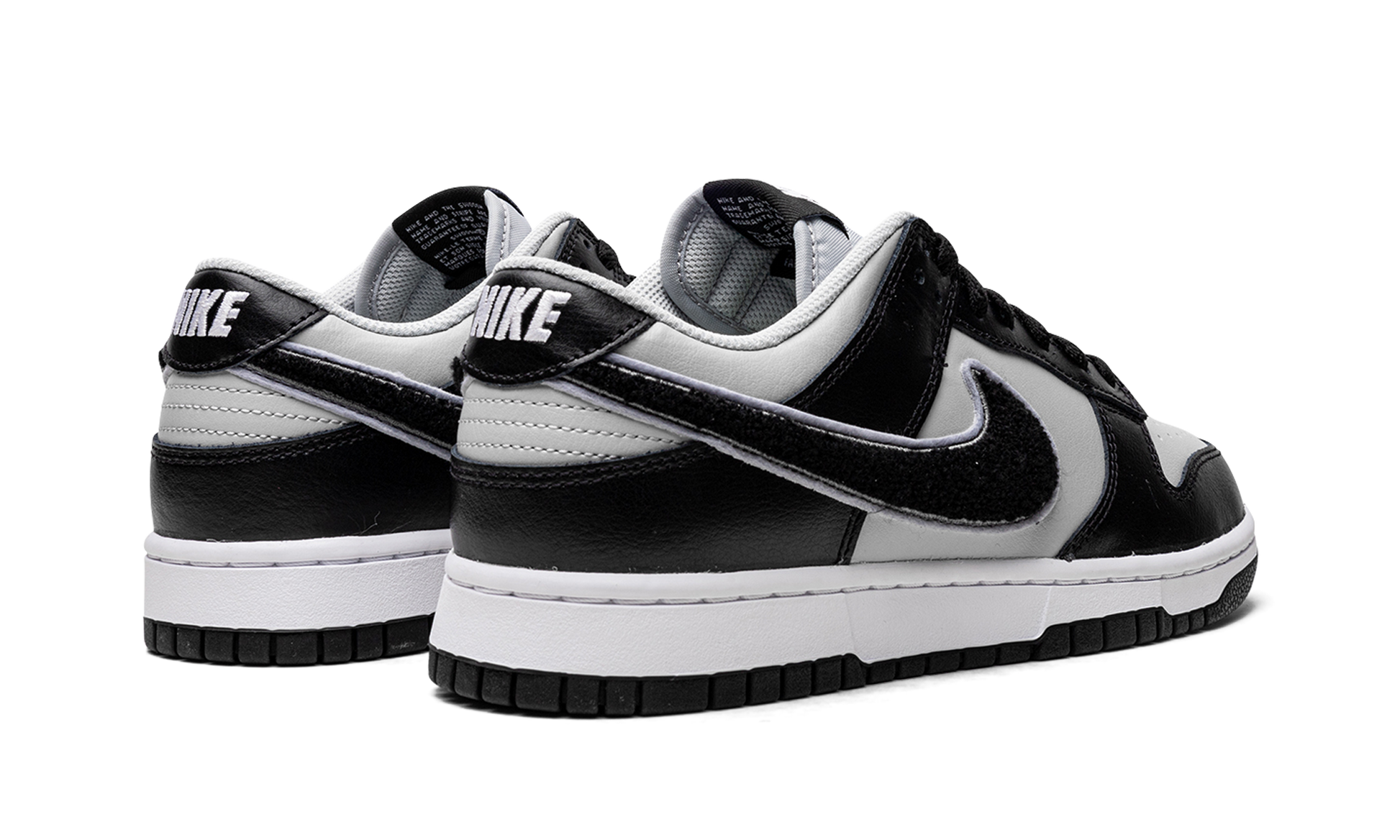 Dunk Low "chenille Swoosh Black Grey" - 3