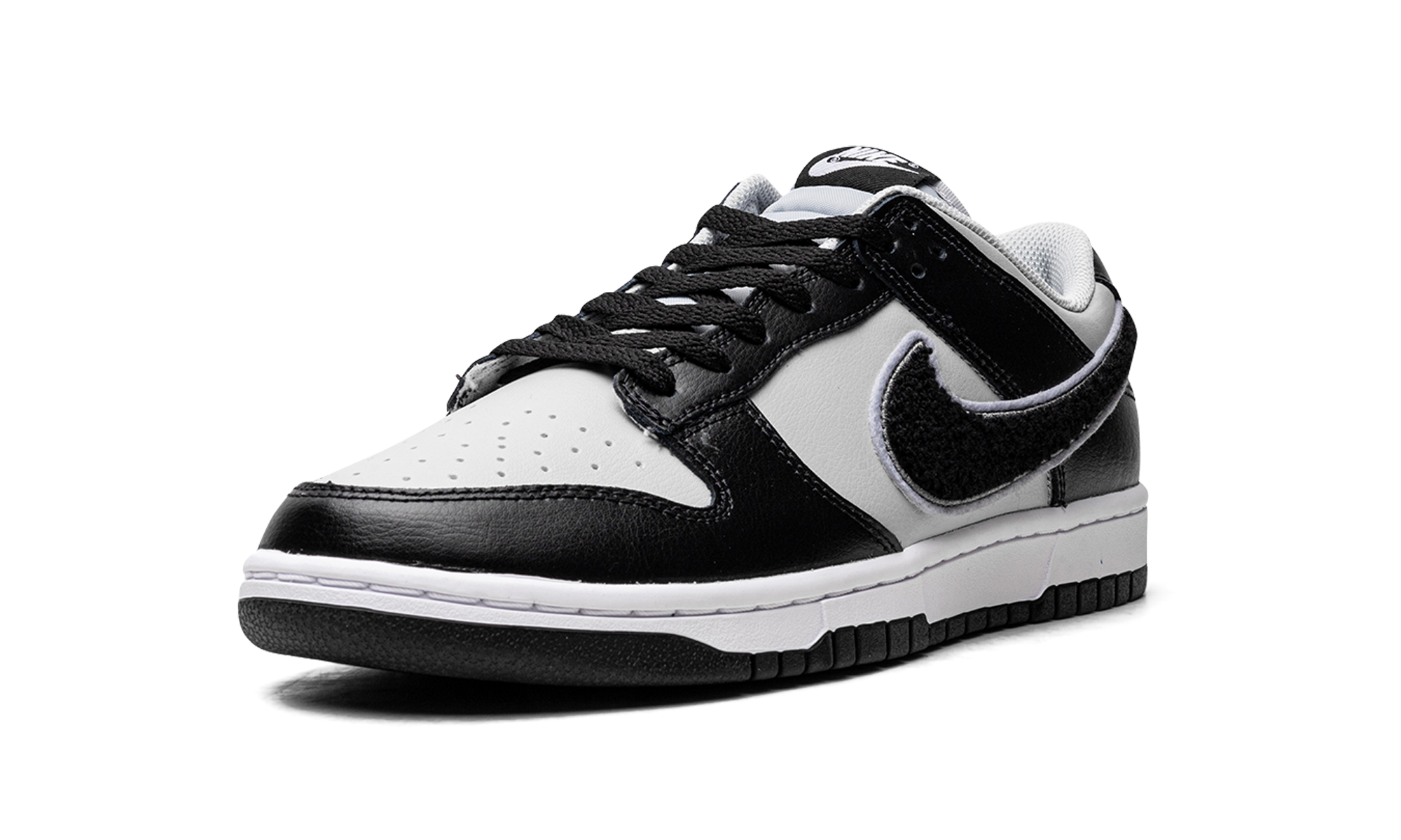 Dunk Low "chenille Swoosh Black Grey" - 4