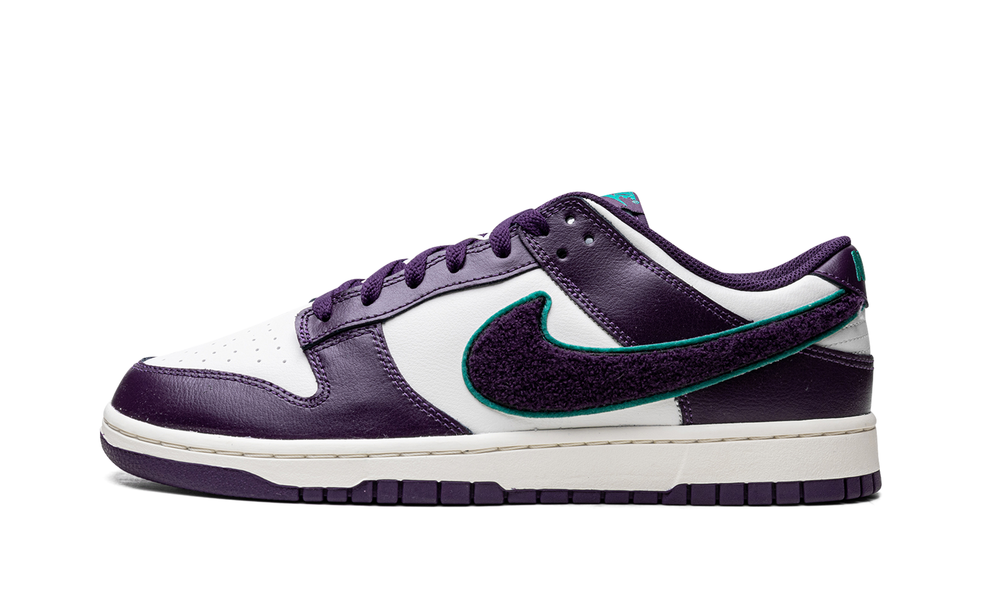 Dunk Low "chenille Swoosh - Grand Purple" - 1