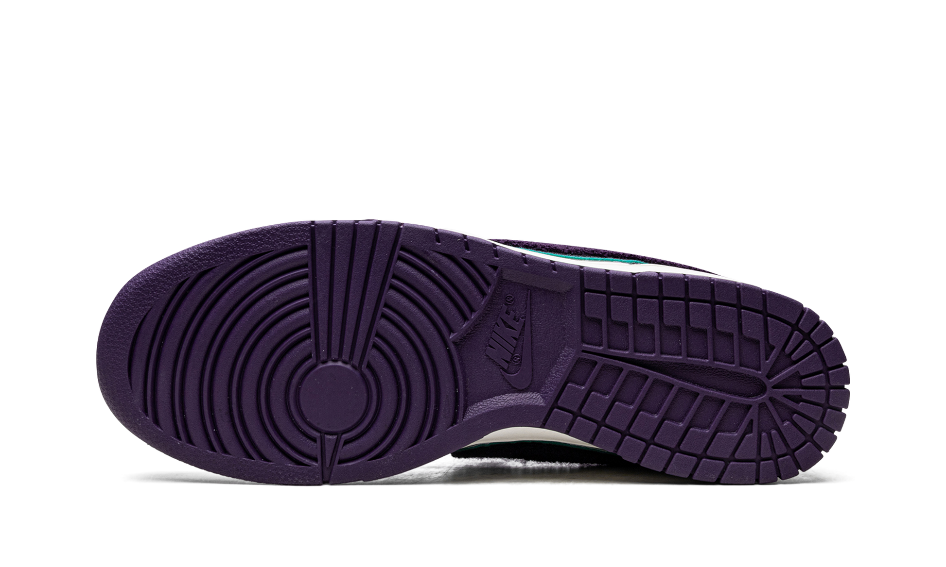 Dunk Low "chenille Swoosh - Grand Purple" - 5
