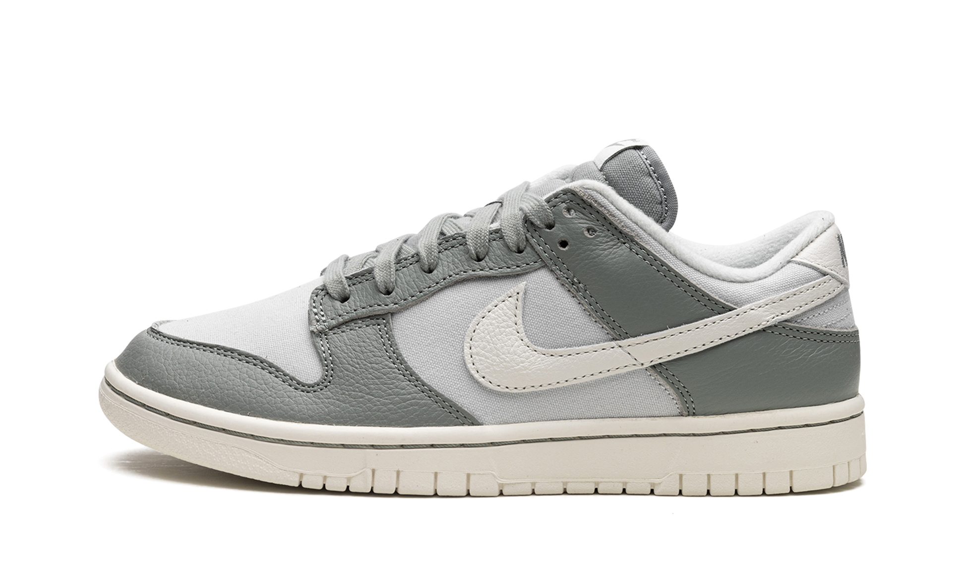 Dunk Low Retro Prm "mica Green" - 1