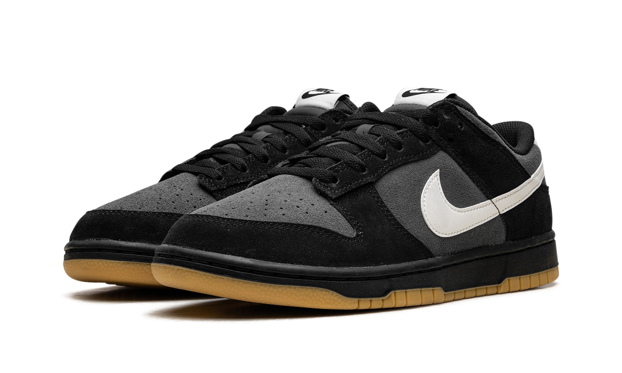 Dunk Low Se "black Grey Gum" - 2