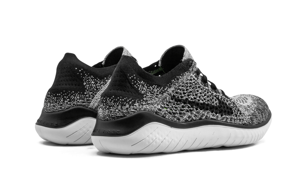 Free Rn Flyknit 2018 Wmns "oreo" - 3