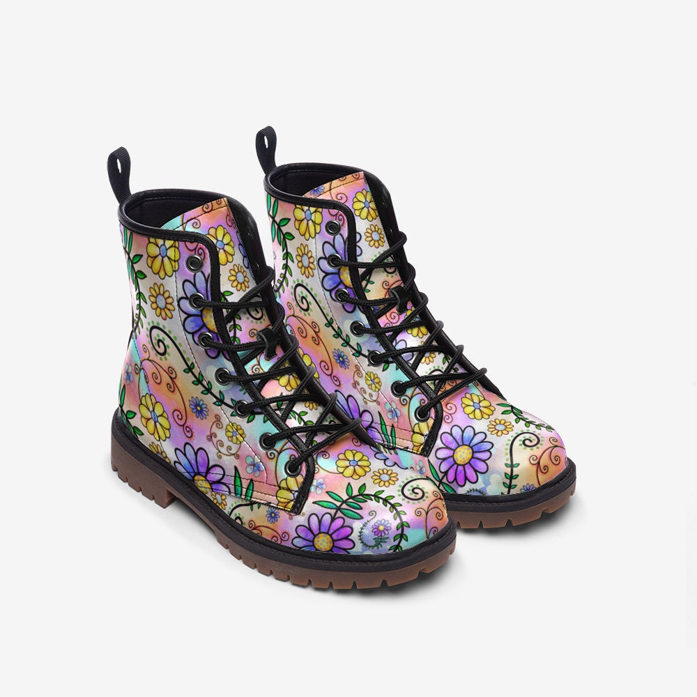 Retro Floral Boots: 70s Flower Power Hippie Style