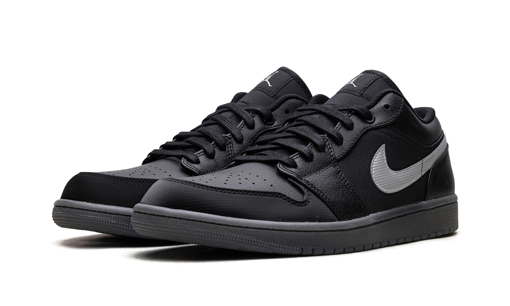 Jordan 1 Low "black White Dark Smoke Grey" - 2