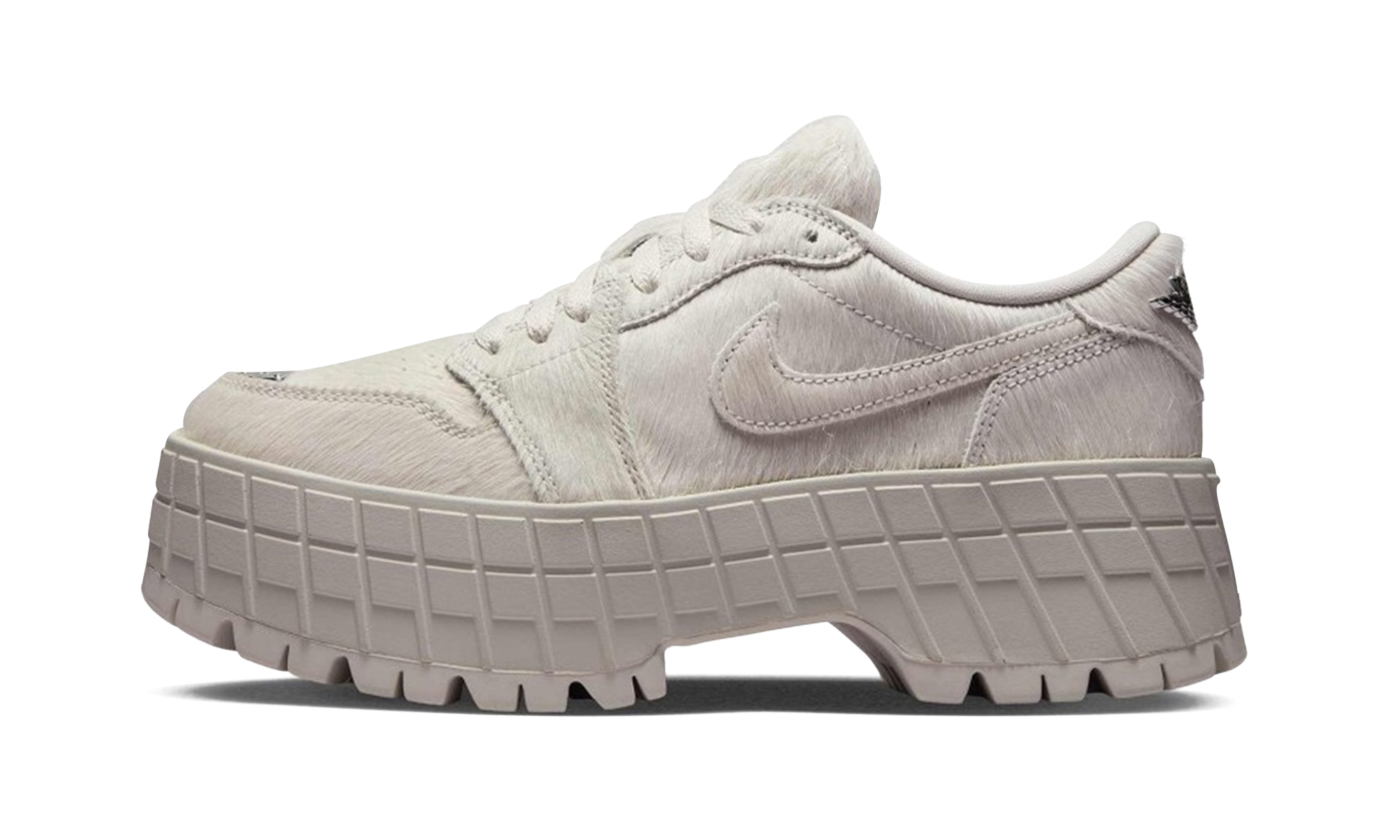Jordan 1 Low Brooklyn Wmns "light Bone Metallic Silver" - 1