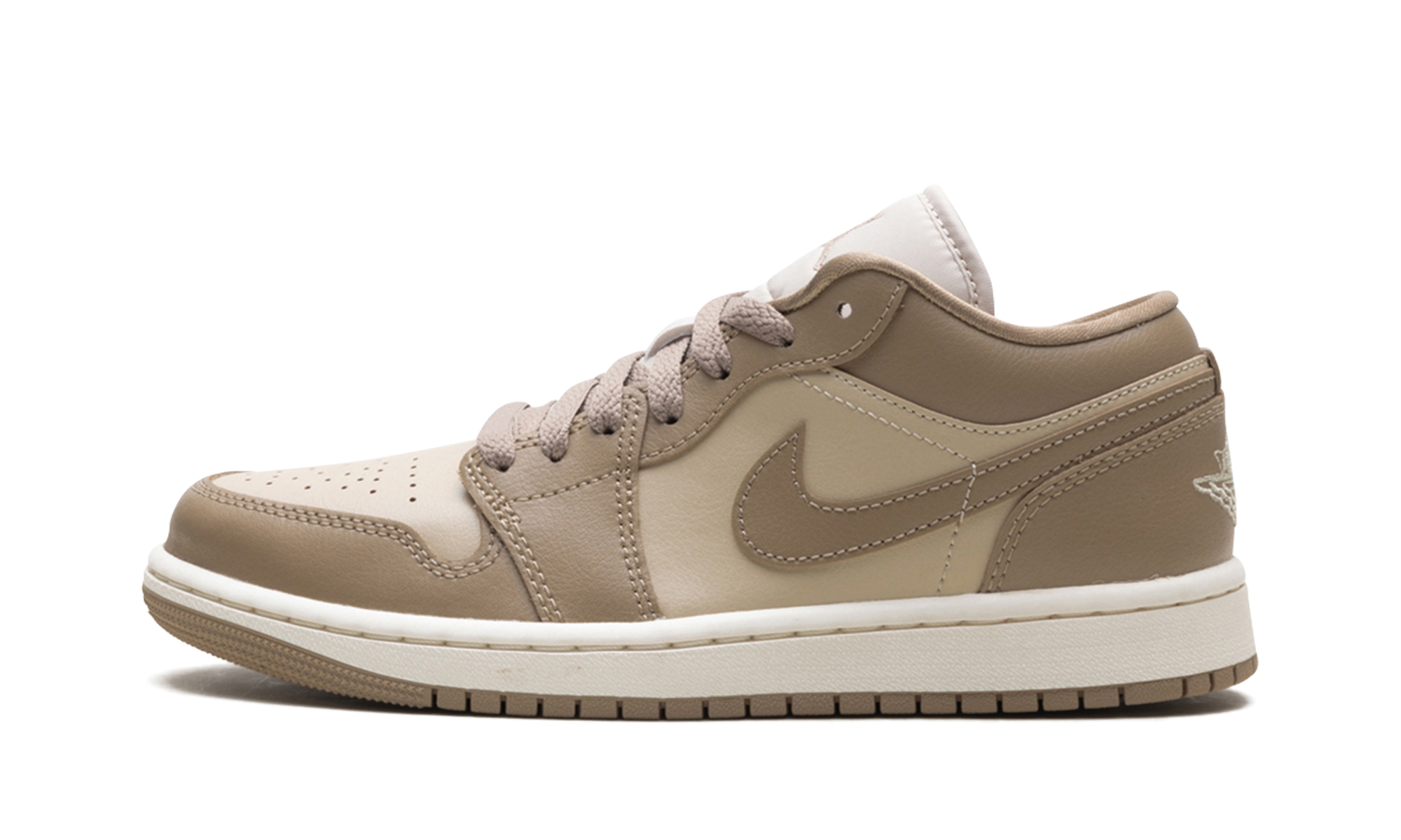 Jordan 1 Low Wmns "rattan Sail Desert Camo" - 1
