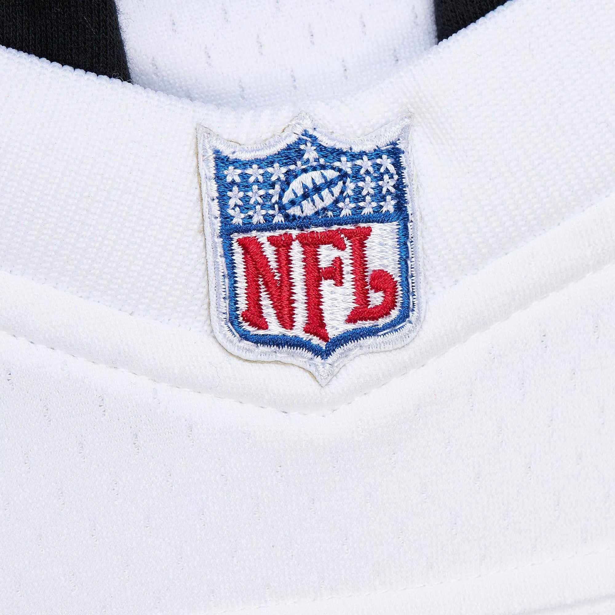 Michael Vick Atlanta Falcons Mitchell &amp; Ness Player Name &amp; Number Hoodie Legacy Jersey - White