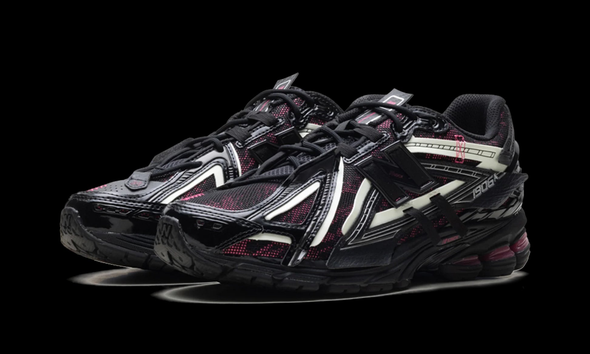 New Balance 1906A "Black Drogon Berry" U1906AD