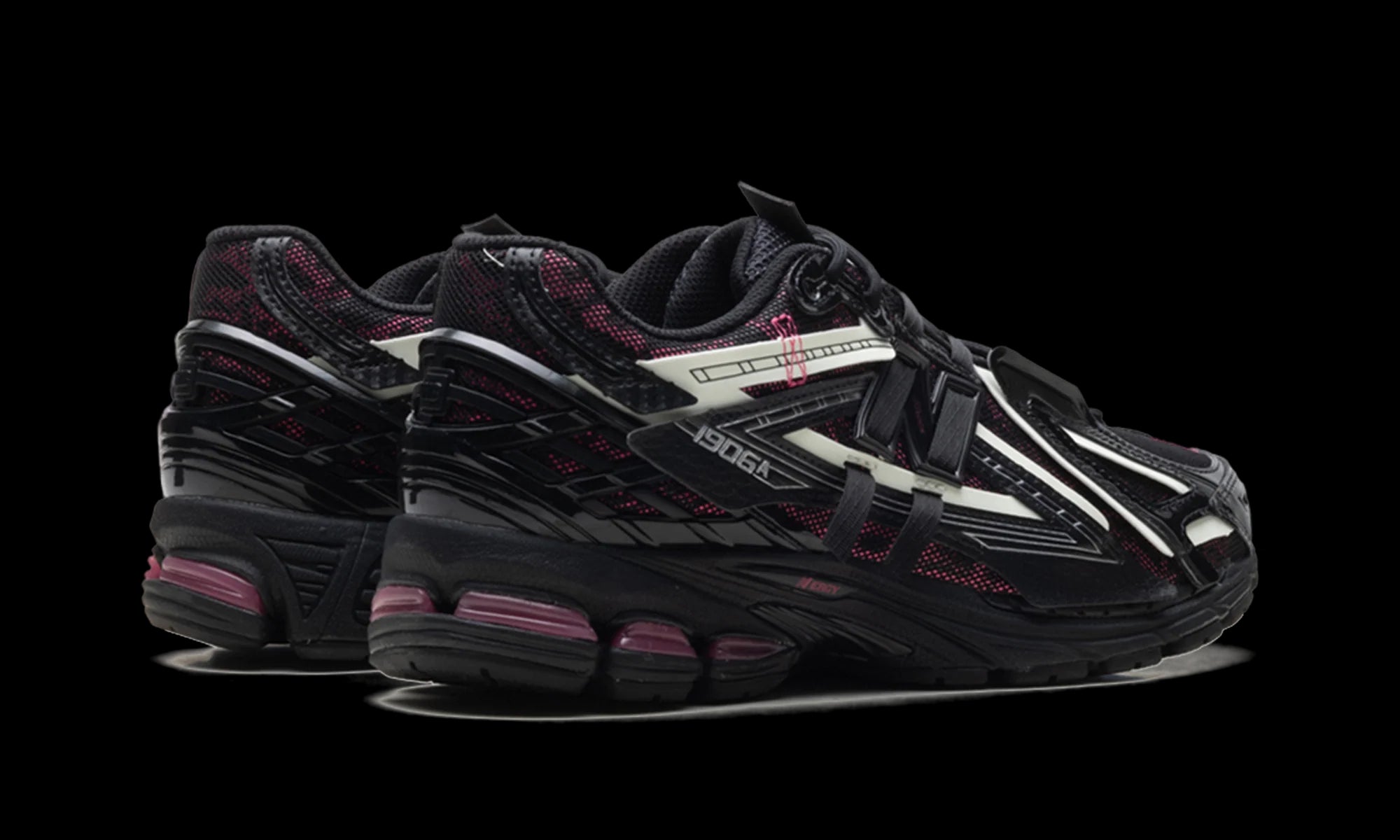 New Balance 1906A "Black Drogon Berry" U1906AD