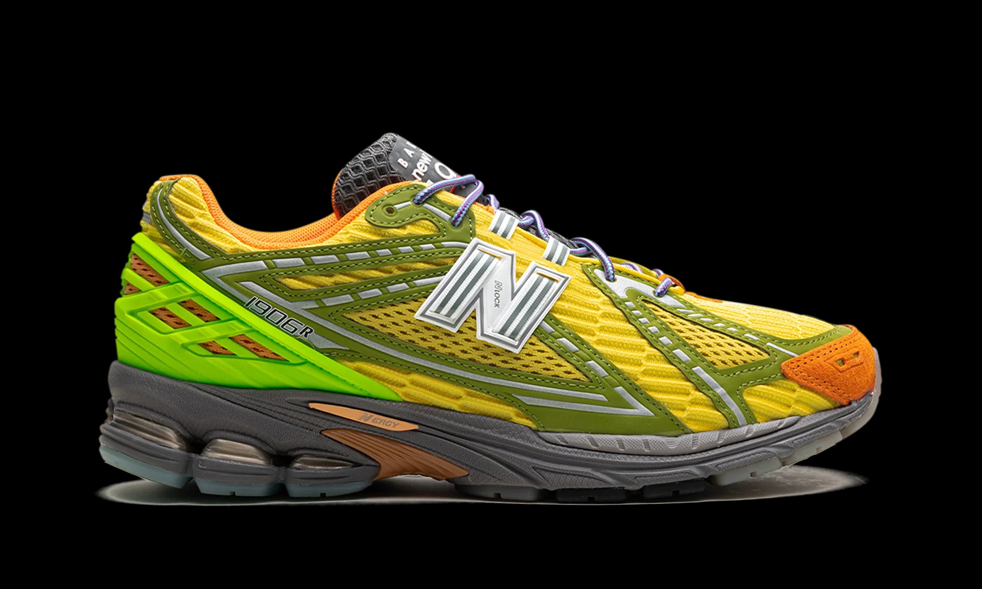 New Balance 1906R "Action Bronson - Scorpius" M1906RBR