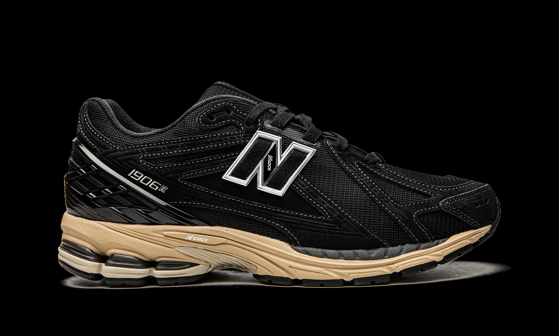 New Balance 1906R "Black Cream" M1906RK
