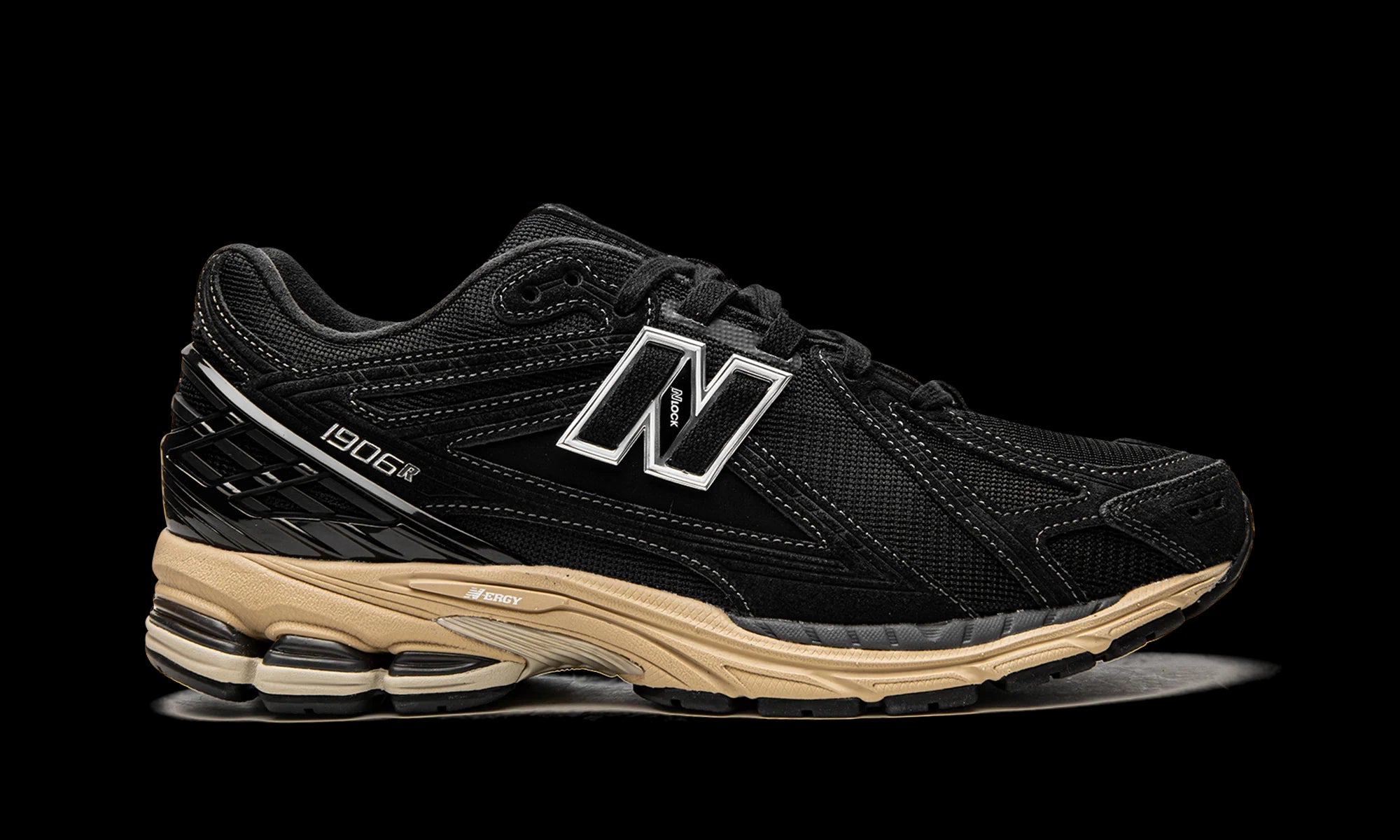New Balance 1906R "Black Cream" M1906RK