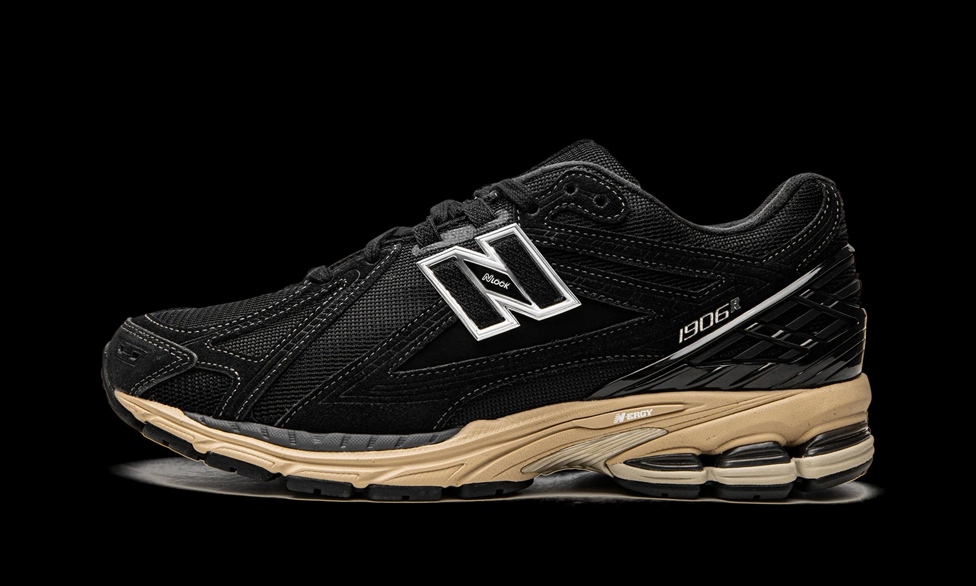 New Balance 1906R "Black Cream" M1906RK