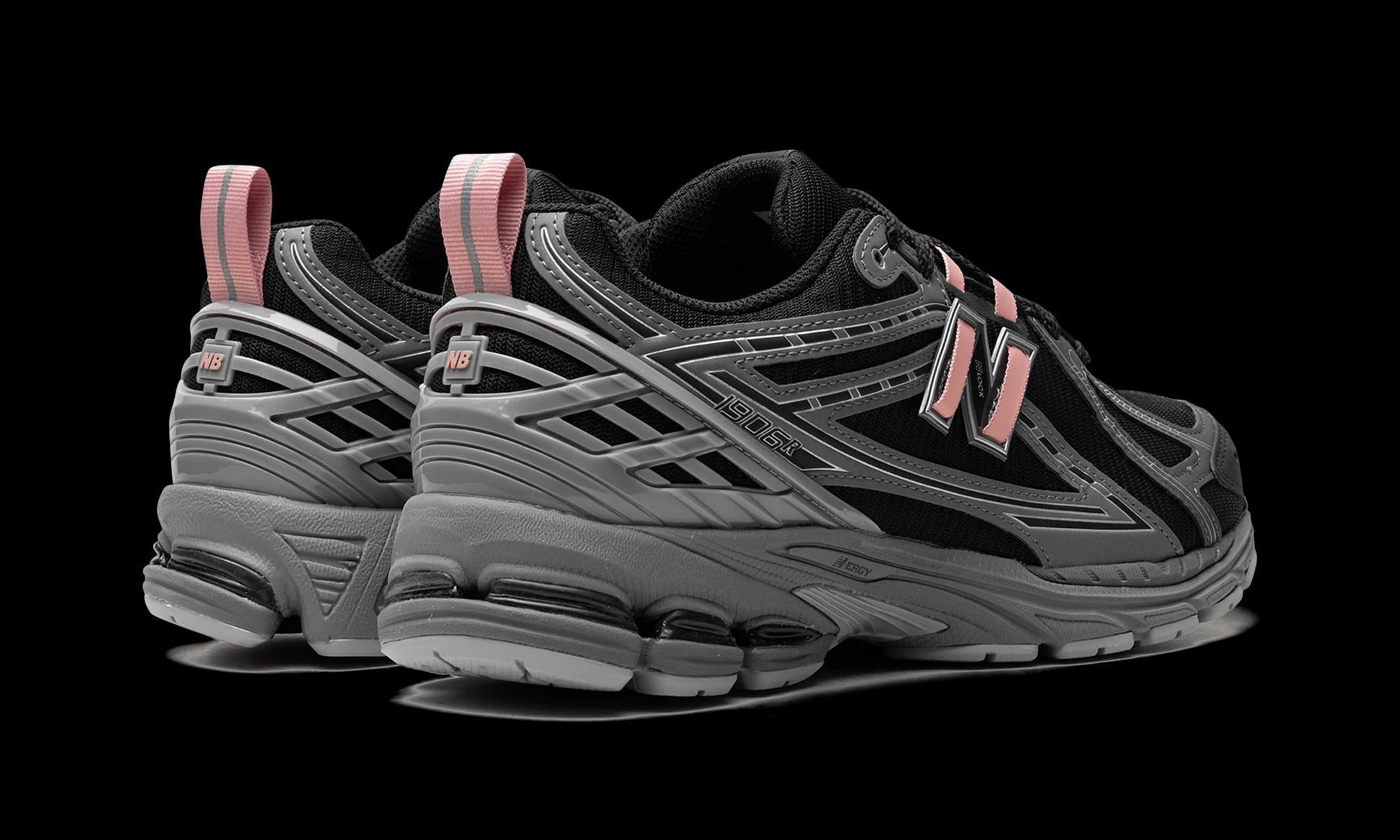 New Balance 1906R "Black / Pink" M1906RHC