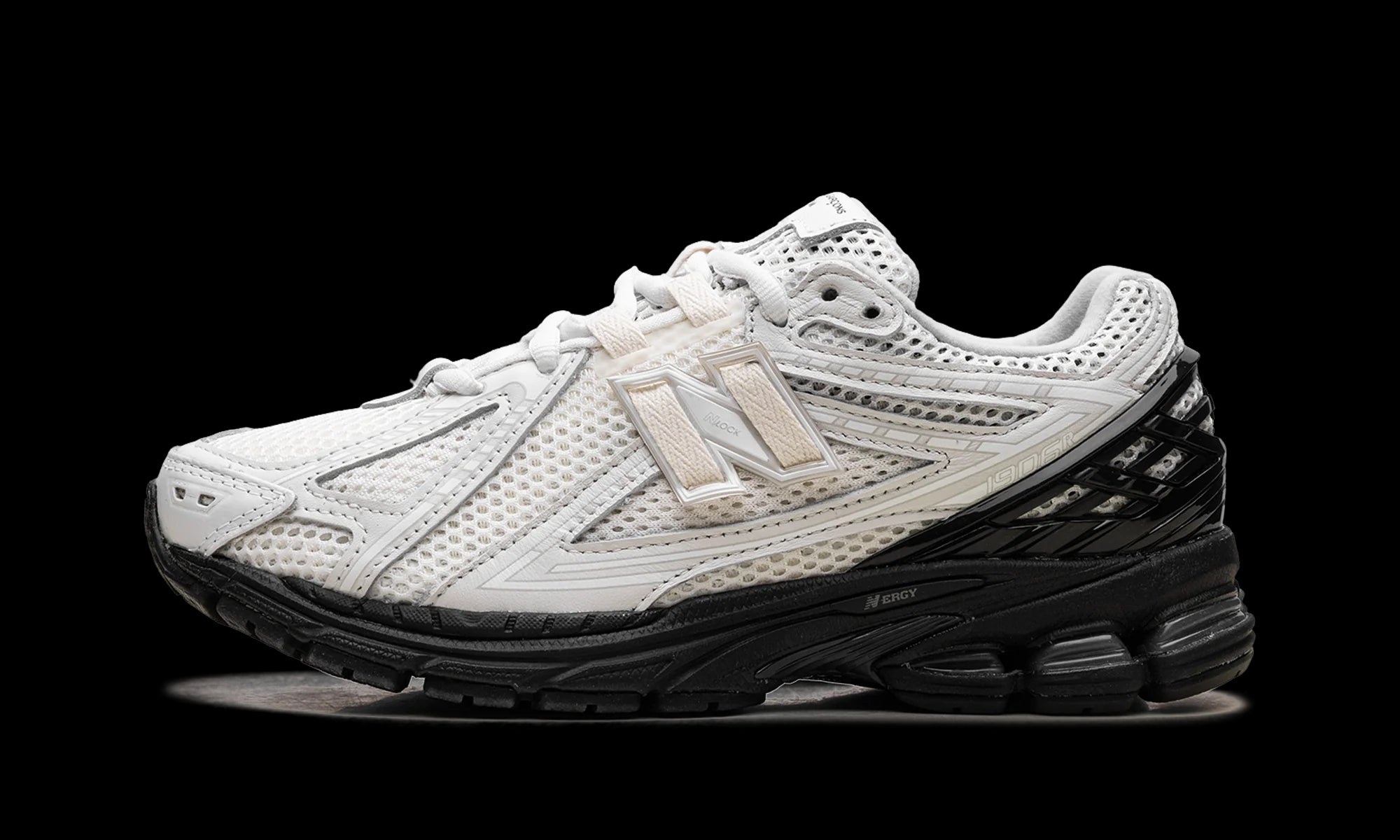 New Balance 1906R "Comme des Garcons Homme - White" M1906RCO