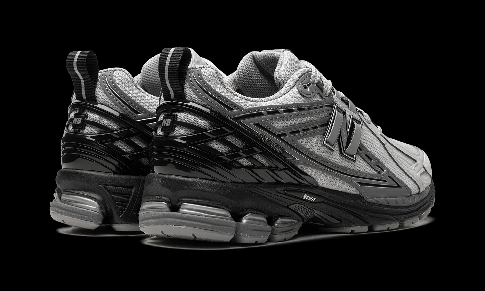 New Balance 1906R "Grey / Black" M1906RHA