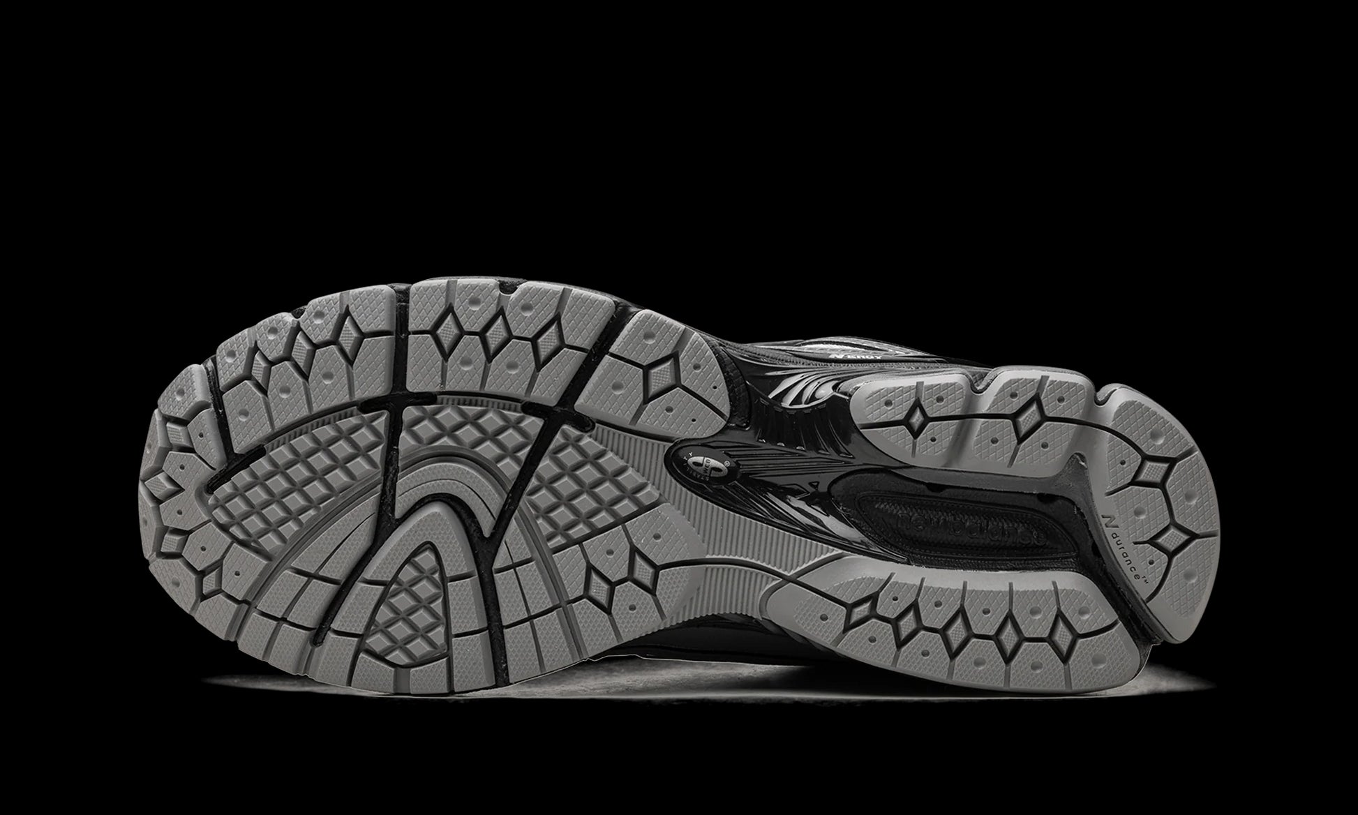 New Balance 1906R "Grey / Black" M1906RHA